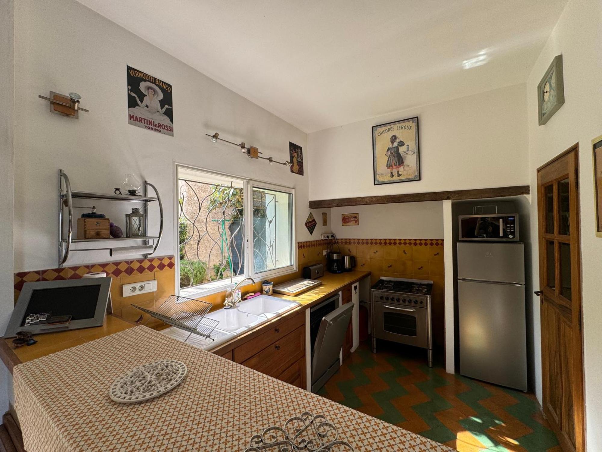 Hébergement de vacances Maison De Charme En Luberon, Jardin Clos *