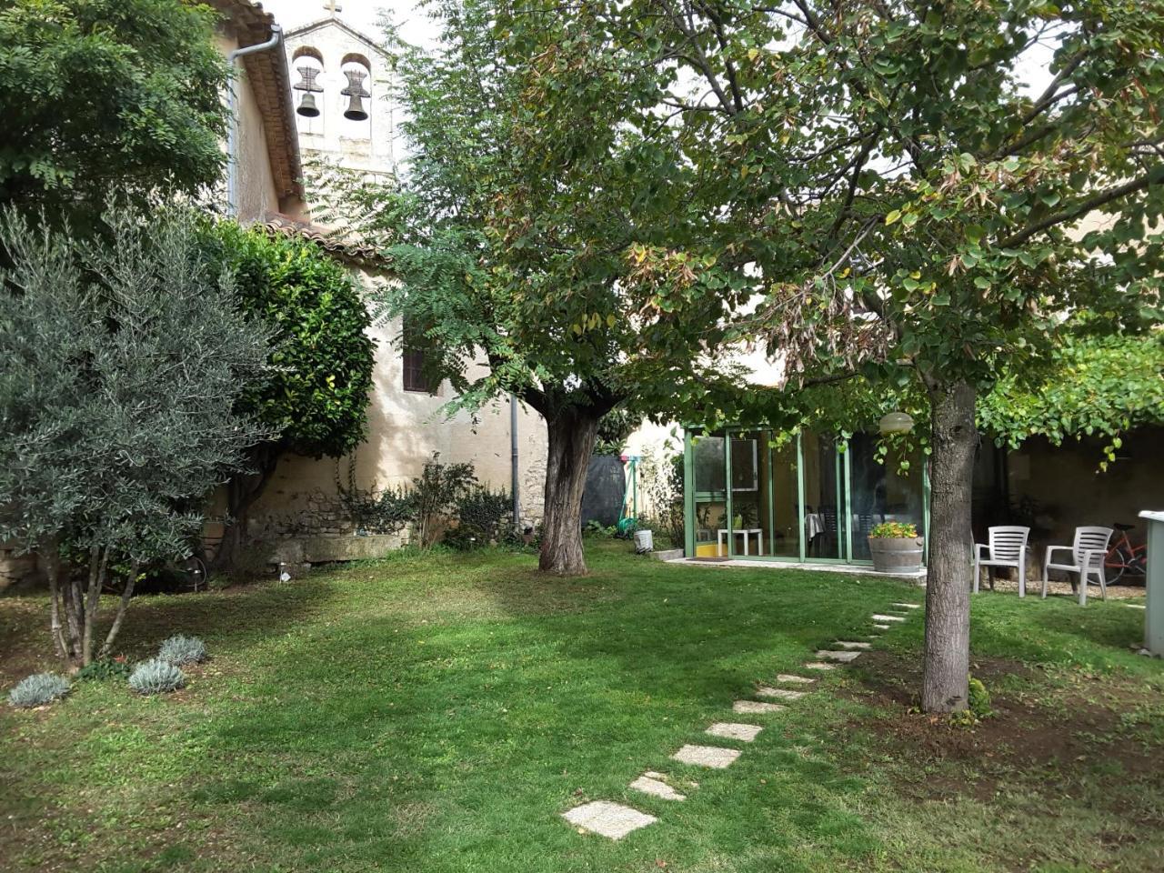 Hébergement de vacances Maison De Charme En Luberon, Jardin Clos